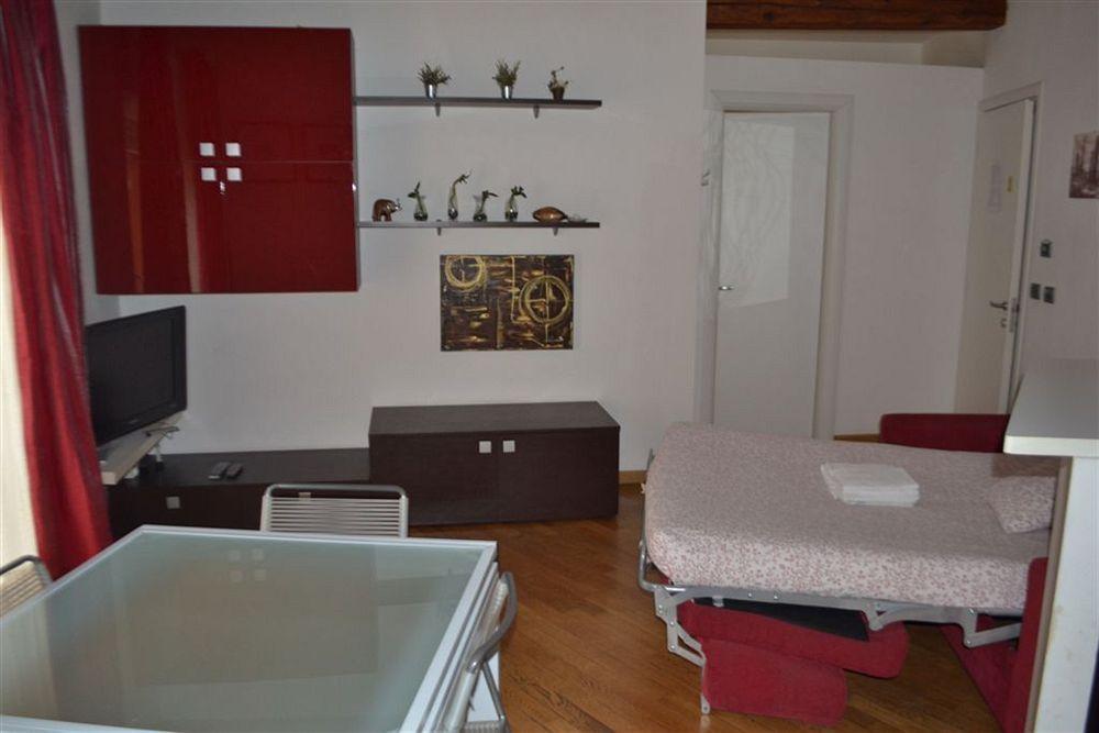 B&B And Home La Piazzetta Della Pioggia Boloňa Exteriér fotografie