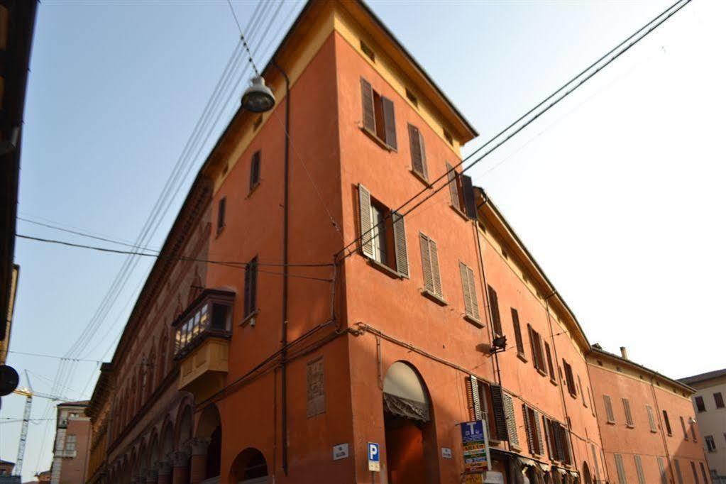 B&B And Home La Piazzetta Della Pioggia Boloňa Exteriér fotografie